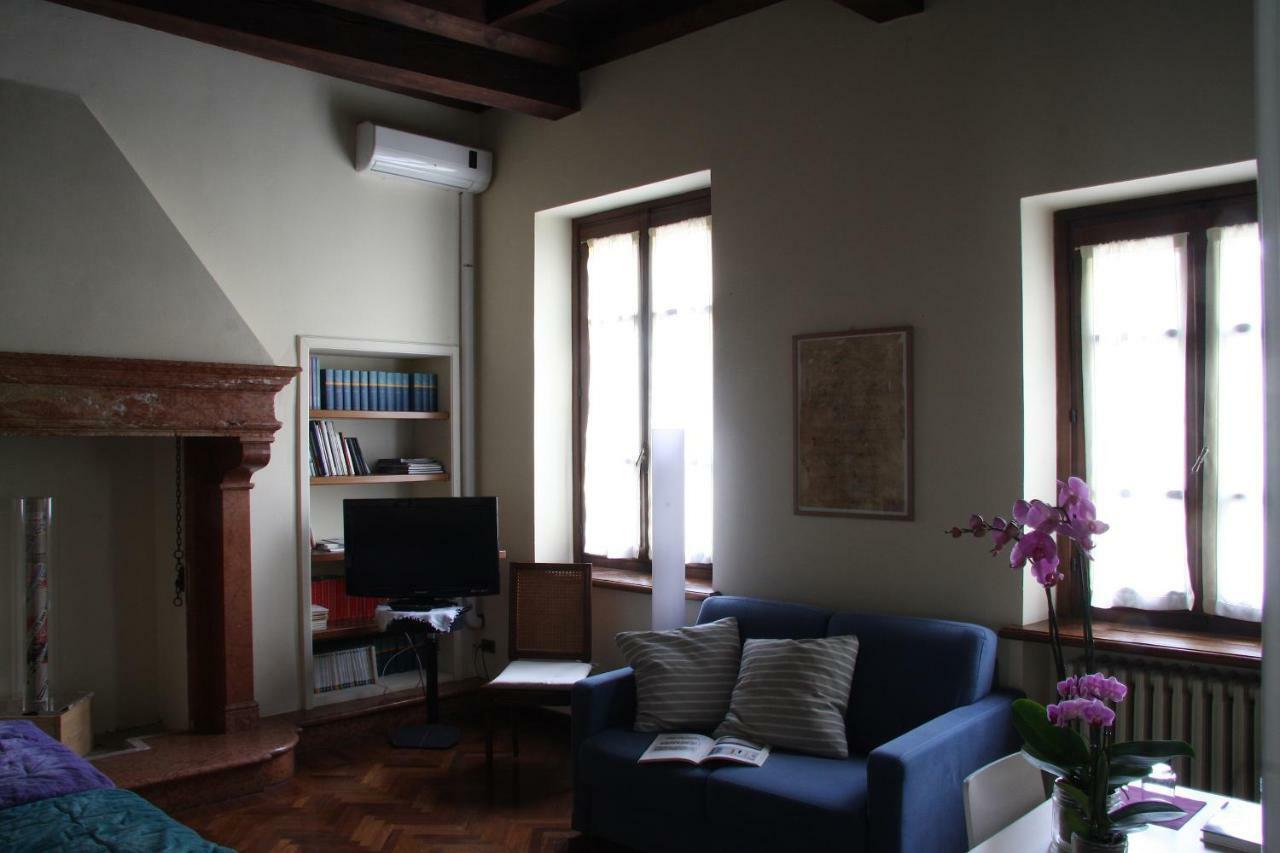 B&B Casa Dei Poeti Мантуя Екстер'єр фото